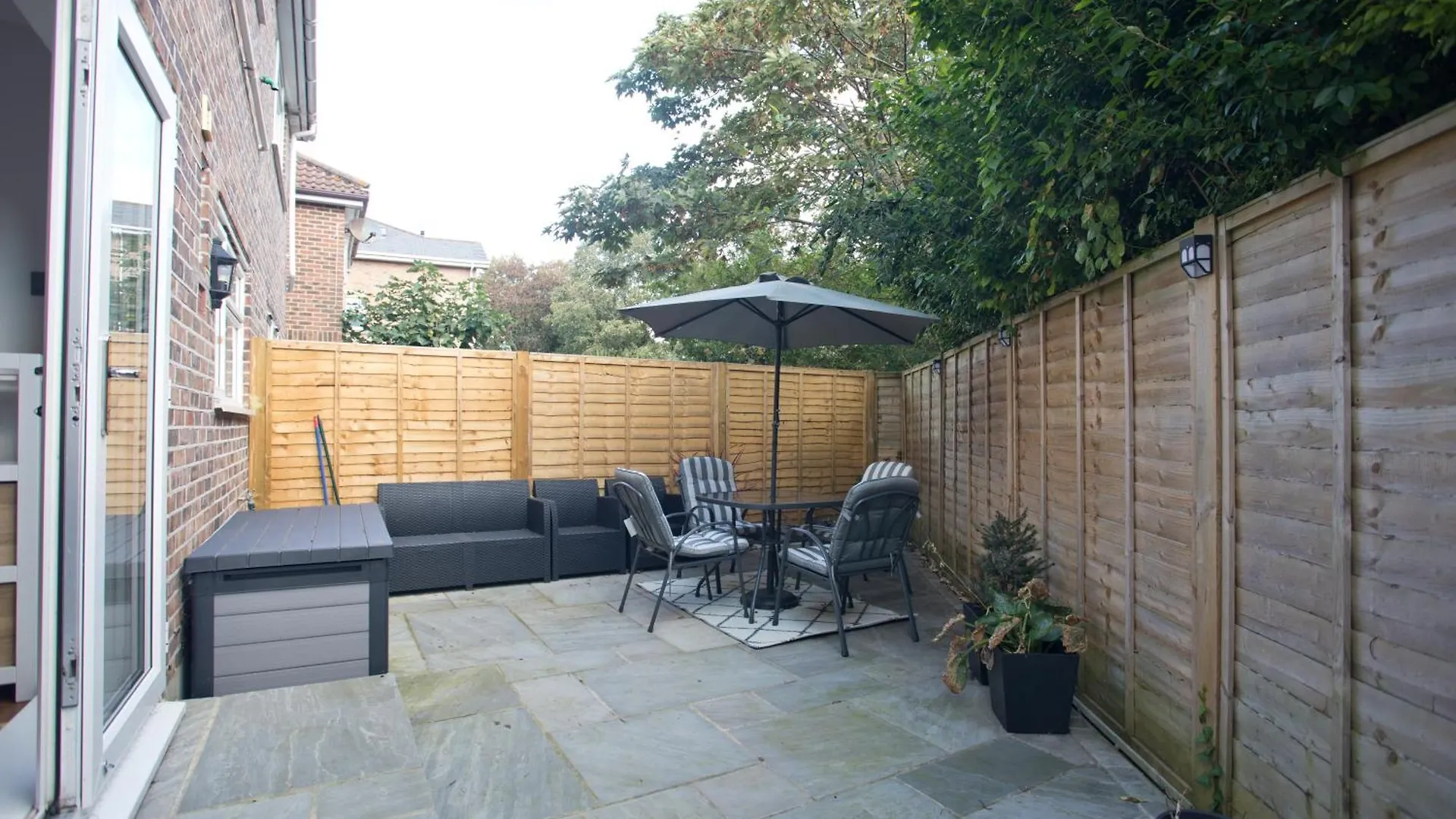Chine Wood Retreat - Walk To The Beach And The Lovely Westbourne - Free Parking Bournemouth